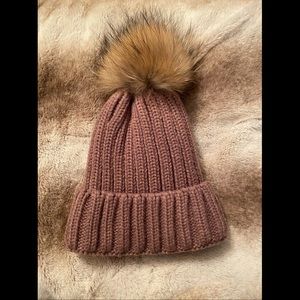 Pom Winter Beanie. Like new!